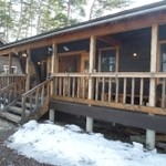 クニズカントリーキッチン - ログハウス風。雪が似合います。