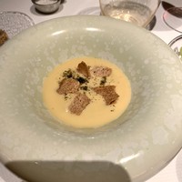 ベージュ アラン・デュカス 東京 - 