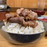 ホルモンまさる  - 