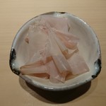 鮨 唐島 - 炊き立てのシャリと削り立ての鰹節の卵かけご飯