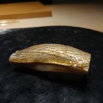 鮨 唐島 - 鯖のお腹の部分