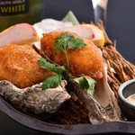 Fried Oyster (2 pieces)