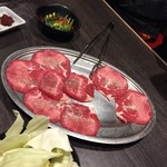 炭火焼肉屋台 たじま屋 - 塩タン