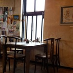 ドラマシアターども - 店内です。