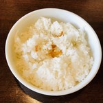 マレーシア ボレ - 追加のライス小150円。柔らかめのタイ米。フライドオニオンがオンされてる。