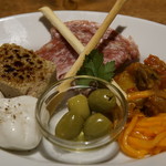 Italian Kitchen VANSAN - VANSAN特製前菜盛り合わせ