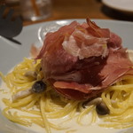 Italian Kitchen VANSAN - イタリア産生ハムのクリームパスタ