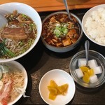 Shokumikaku - 麻婆豆腐定食