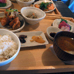 A to Z cafe - お肉のランチ（若鶏の黒胡椒揚げ）