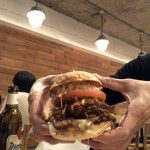 CRUZ BURGERS & CRAFT BEERS - FAT WRECK CHORDS ver.4 ¥1600