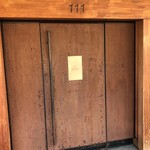 communico - ウッディーなワクワクさせるドア( *˘ ³˘)♡♡♡