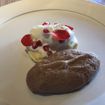 communico - 安納芋 植村牧場のミルクムース ザクロ コーヒー