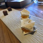 communico - ひしおのチョコレートと吉野産柿ジャムのお茶菓子