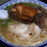 とんこつ長浜ラーメン 破天荒 - 角