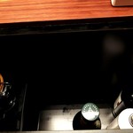 ガリネット -  テーブルの目の前がスライドして～隠し酒が～♪