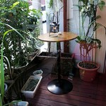 ガリネット - スタンディングスペース