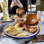 ストラト バーガー グリル