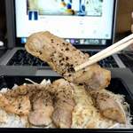 吾助 - トンテキ弁当…500円