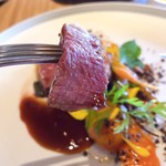 communico - 柔らかくてあっさりした鴨肉 火入れが素晴らしい！