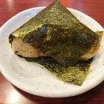 八味一心 - チャーシューおにぎり(170円)