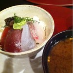 居酒屋 蚕豆 - 御食事。ちらし寿司とお味噌汁。
