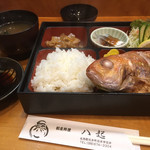 八起 - 料理写真:日替わり定食