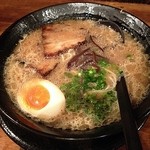 麺屋わっしょい - 豚骨黒醤油 （'11.12）