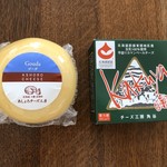 Wine&Cheese 北海道興農社 - あしょろチーズ工房のゴーダチーズとチーズ工房角谷のカマンベールチーズ