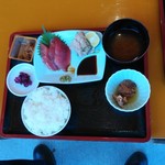 勝浦漁港 にぎわい市場 - 