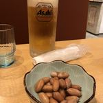 四川料理 長楽 - ビールと茹で落花生