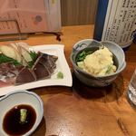 おぎ野 - 本日の刺し身盛り合わせとポテトサラダ