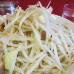 ラーメン二郎 - 野菜（そのまま）