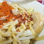 ラーメン二郎 - 粗挽き唐辛子投下～♪