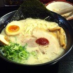 だるまのめ - とんこつ　らぁ麺