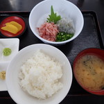 小川港魚河岸食堂 - 生桜えび・しらす定食