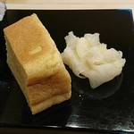 鮨 いぬかい - ヒラメと芝海老のすり身を入れた玉子焼き