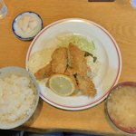 自由軒 - かきフライ　1,250円