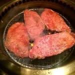 Yakiniku Dainingu Gyuu Gen - 