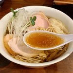 中華そば しば田 - 鶏と鴨の旨味たっぷりスープ