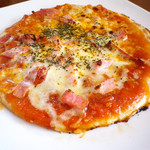 カフェ ド アミ - ショルダーベーコンピザ：９００円