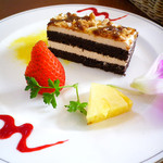 カフェ ド アミ - ケーキセット（ショコラアマンド）：８００円