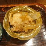 ヨネザワ - 黒酢の豚肉と玉葱の炒め物