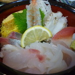 レストラン 星降る街 - 料理写真:唐戸海鮮丼アップ