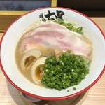 七星 - 豚骨しょうゆラーメン　煮卵ネギトッピング