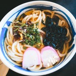 じゅん - ずっしり、お出汁も麺もたっぷり。普通量でこれ