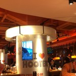 Hooters Ginza - 