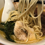 麺屋すみす半蔵門 - 中細麺