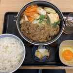 Yoshinoya - 牛すき鍋膳690円（税別）