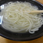 釜あげうどん - 麺が細いです。