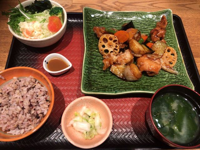 大戸屋 三宮センタープラザ店 神戸三宮 阪急 定食 食堂 食べログ